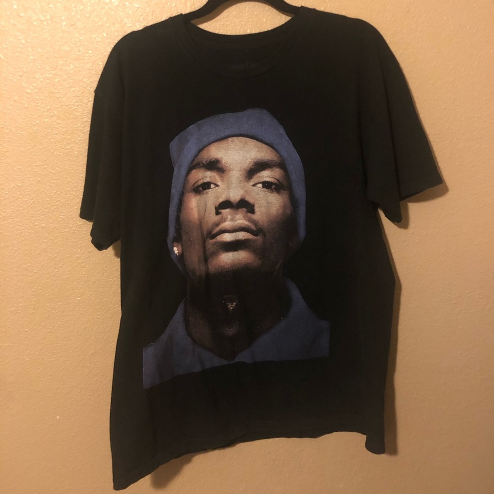 The classic snoop dogg tee